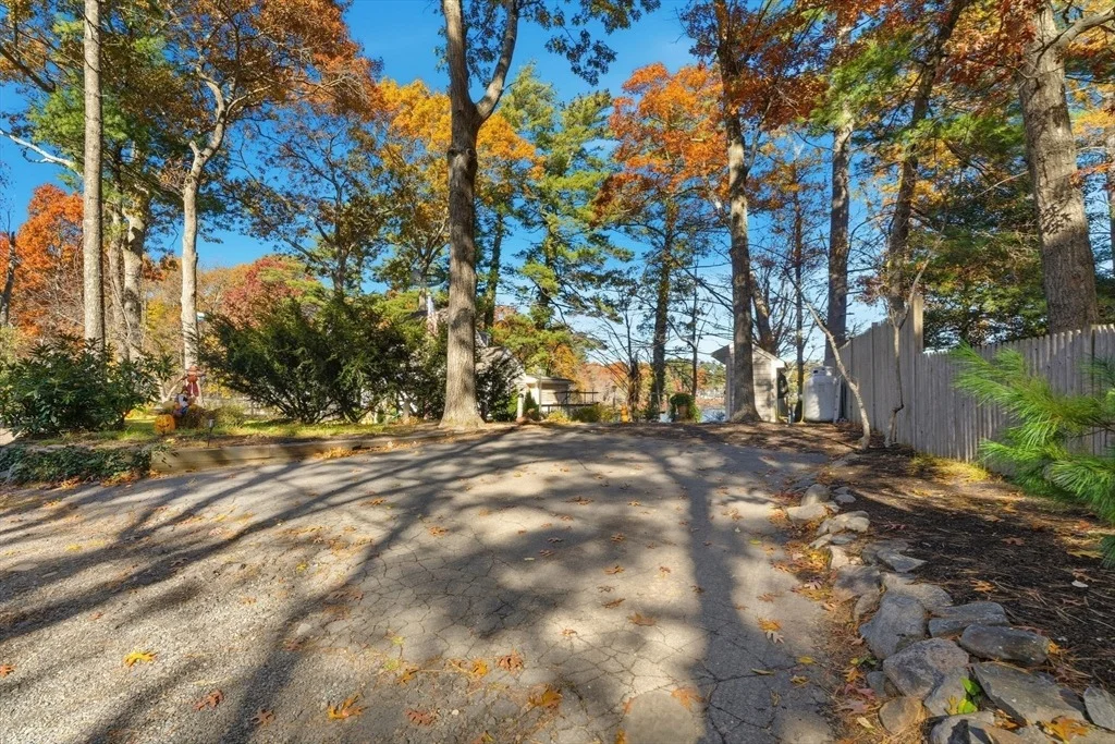 Photo of 44 Oak Pl