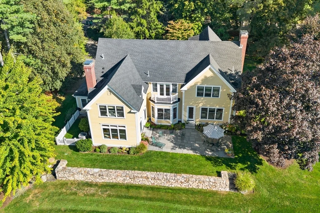 Photo of 612 Lexington