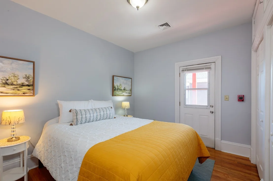 Photo of Unit 2 at 561A Broadway