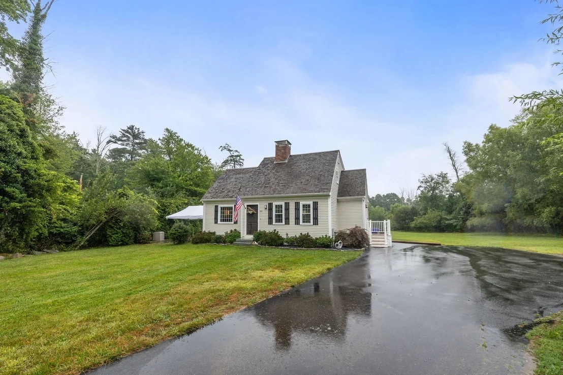 Photo of 554 High St