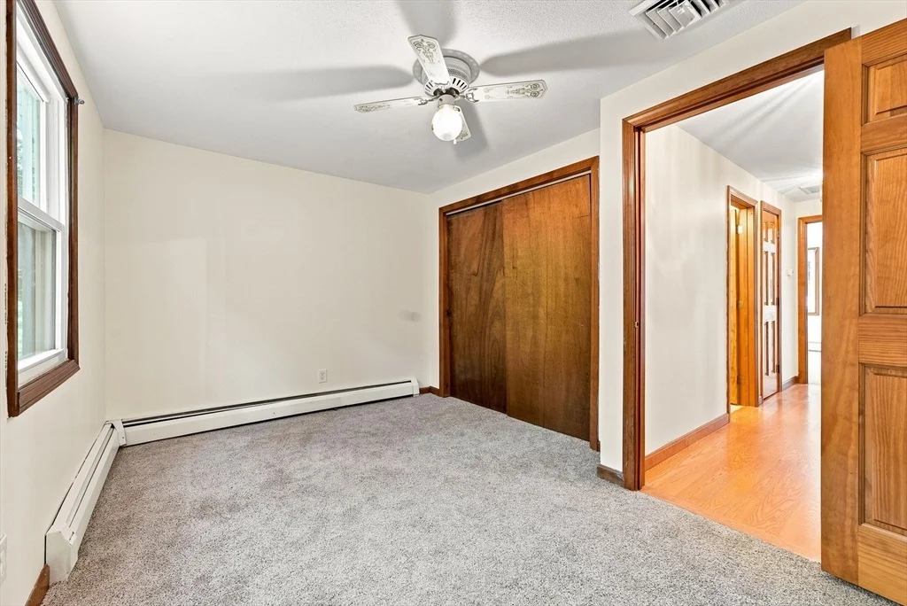 Photo of 291 Pochassic Road