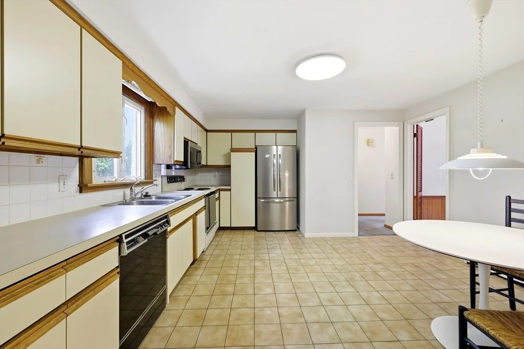 Photo of 291 Forest Glen