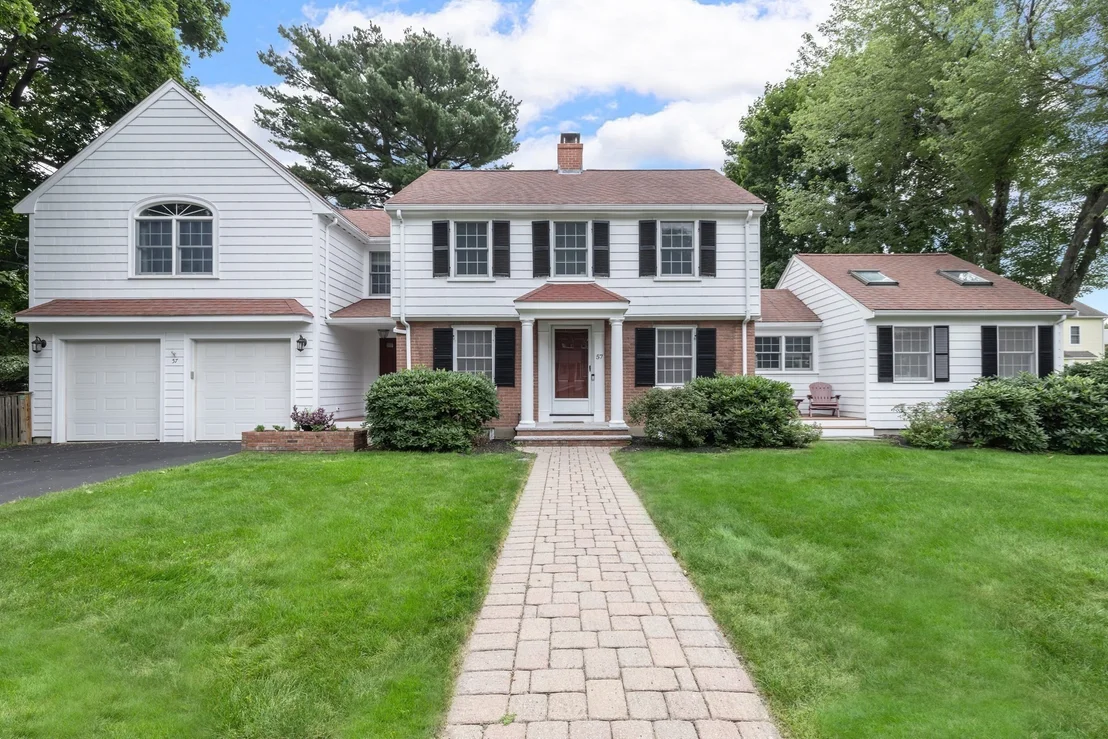 Photo of 57 Douglas Rd