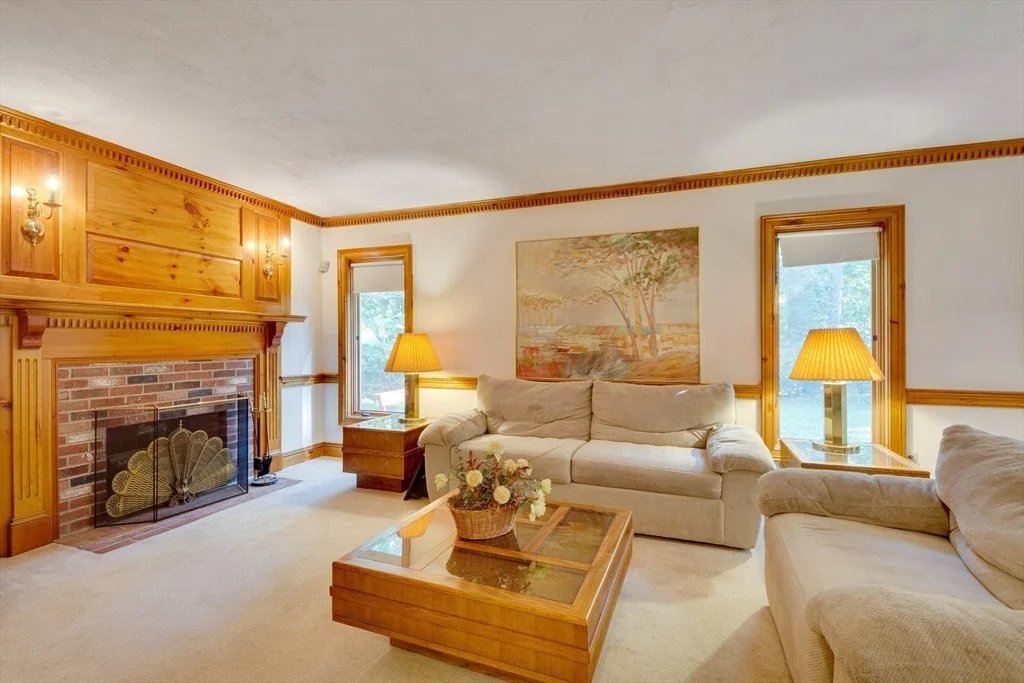 Photo of 15 Squannacook Dr
