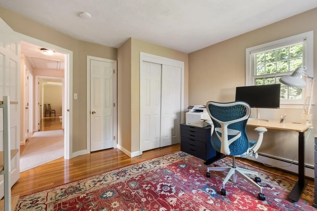 Photo of 19 Lincoln Dr