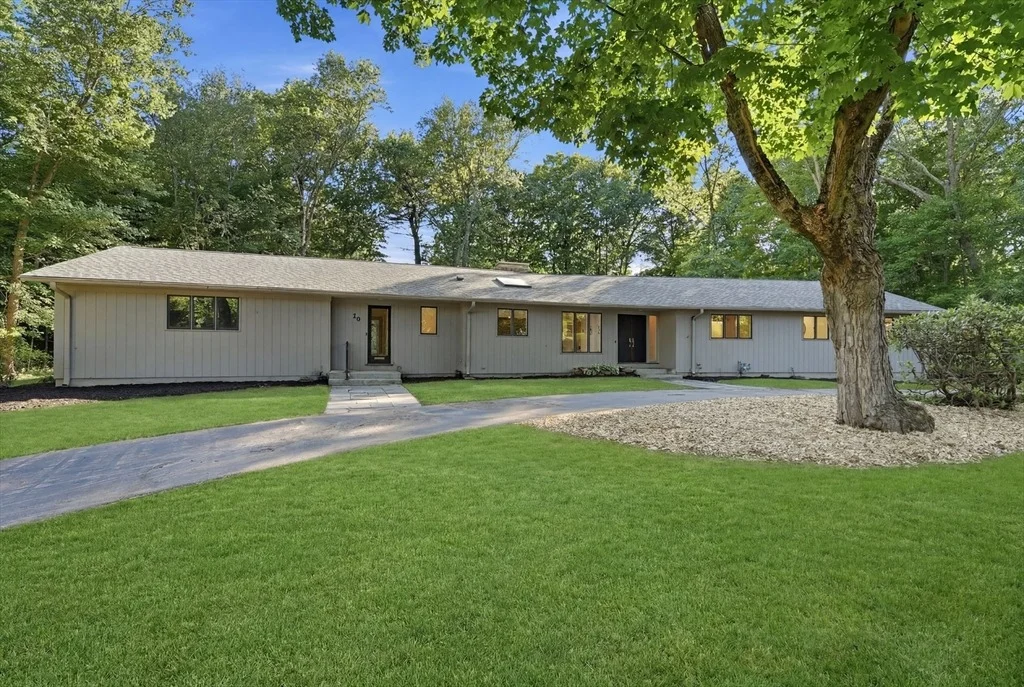 Photo of 20 Longfellow Rd