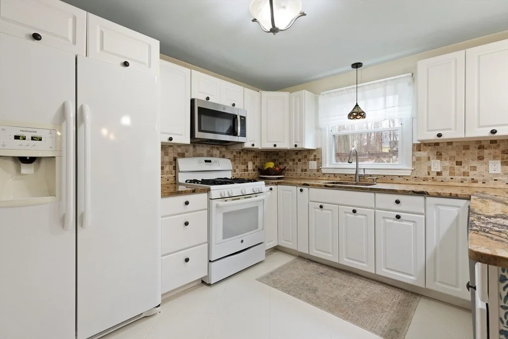 Photo of 55 Thomas Dr