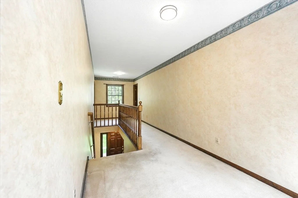 Photo of 2 Cedar Oak Dr