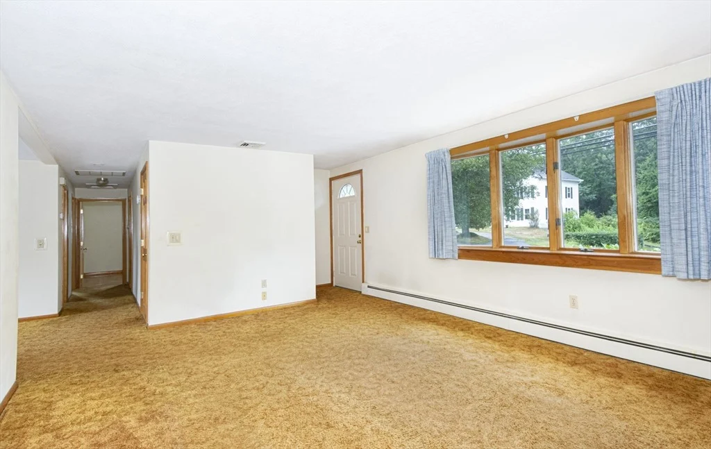 Photo of 463 Farm Rd