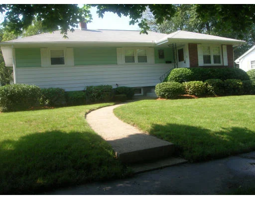 Photo of 22 Michigan Road