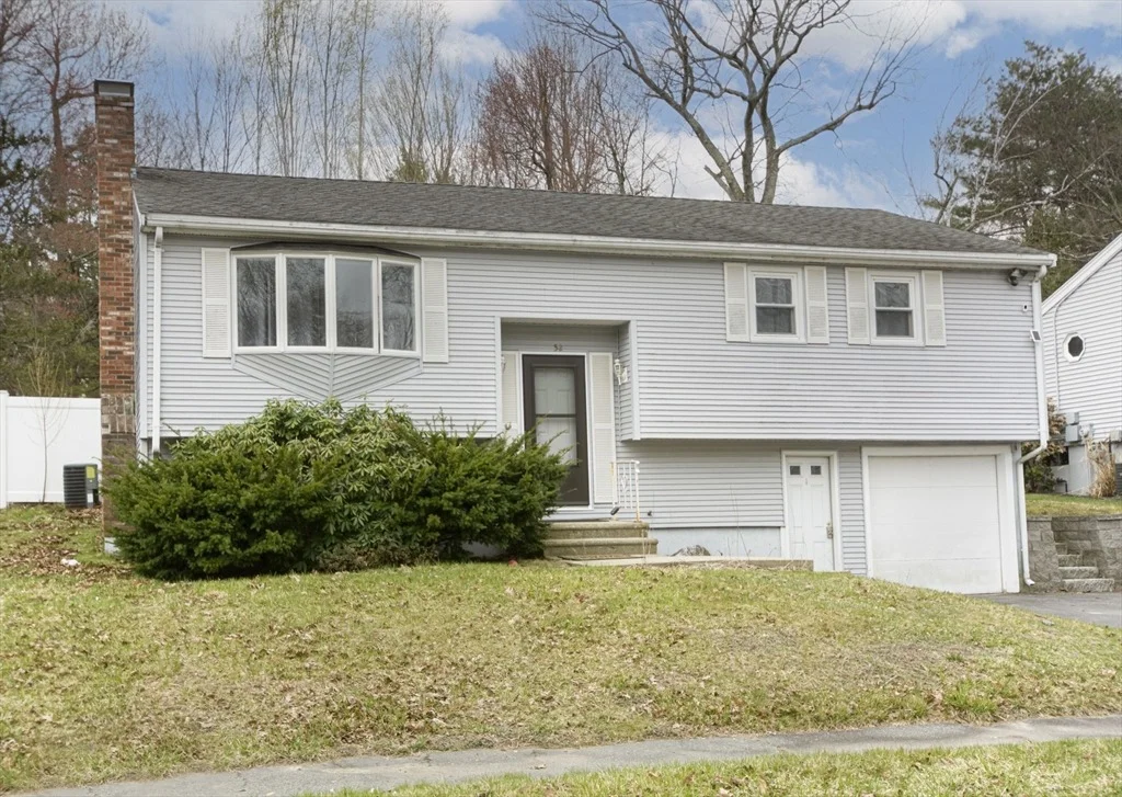 Photo of 52 Venus Dr