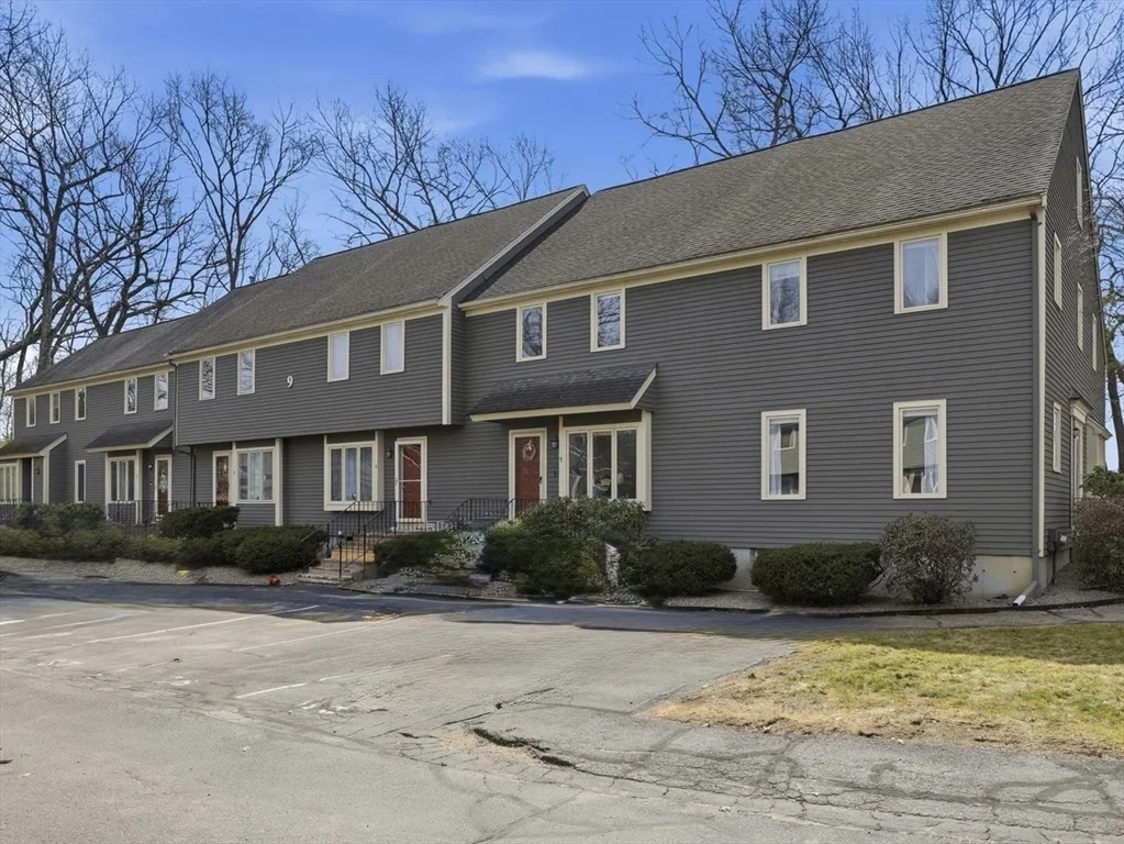 Photo of Unit 5 at 9 Deer Path