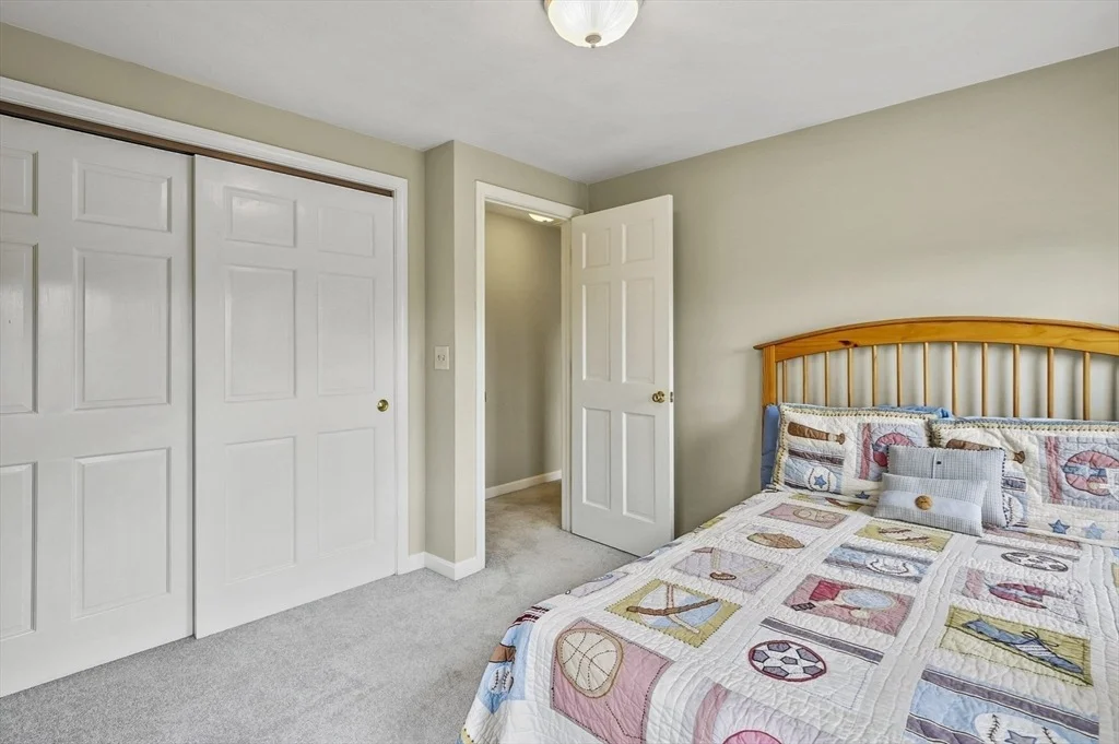 Photo of 19 Wachusett Circle