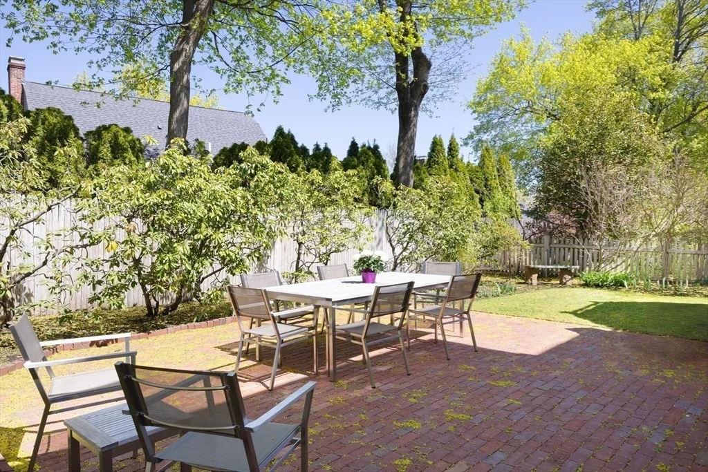 Photo of 54 Long Avenue