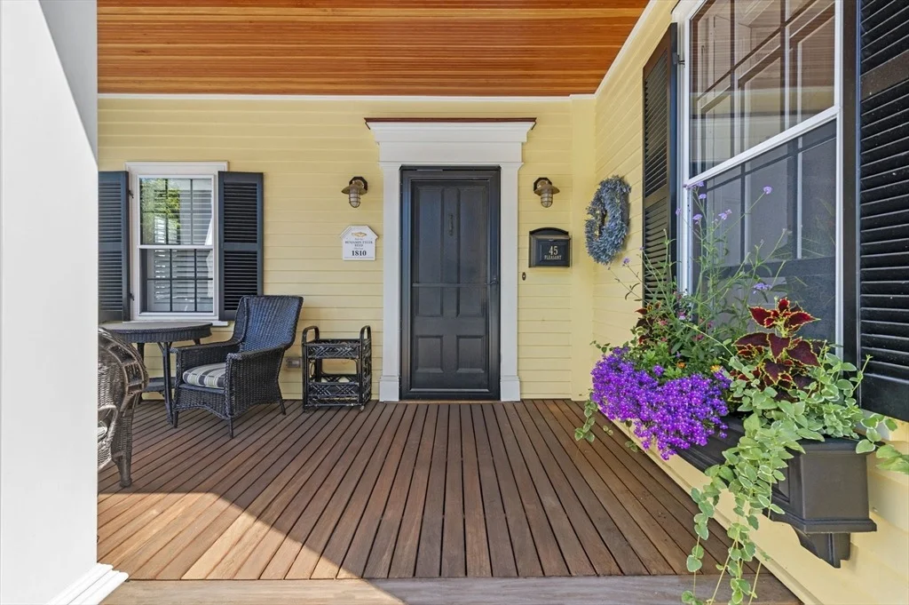 Photo of 45 Pleasant Street