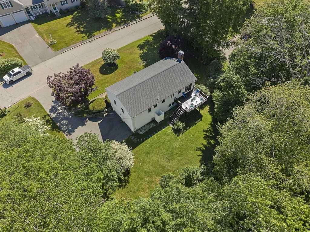 Photo of 1 Carpenter Ln