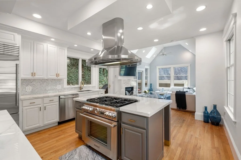 Photo of 110 Avalon Rd