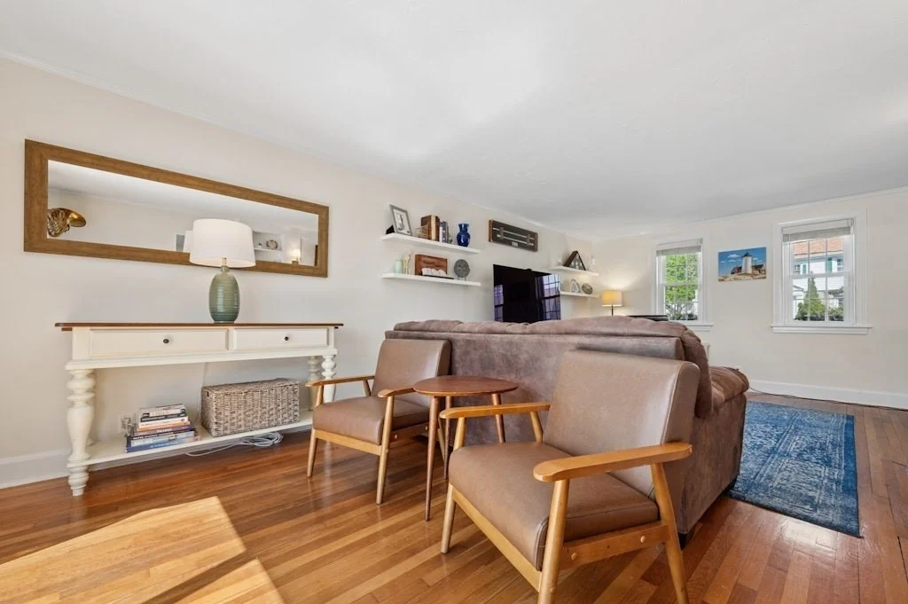 Photo of 223 Beverly Road
