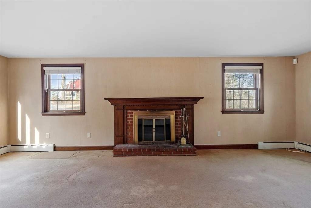 Photo of 144 Marblehead Street