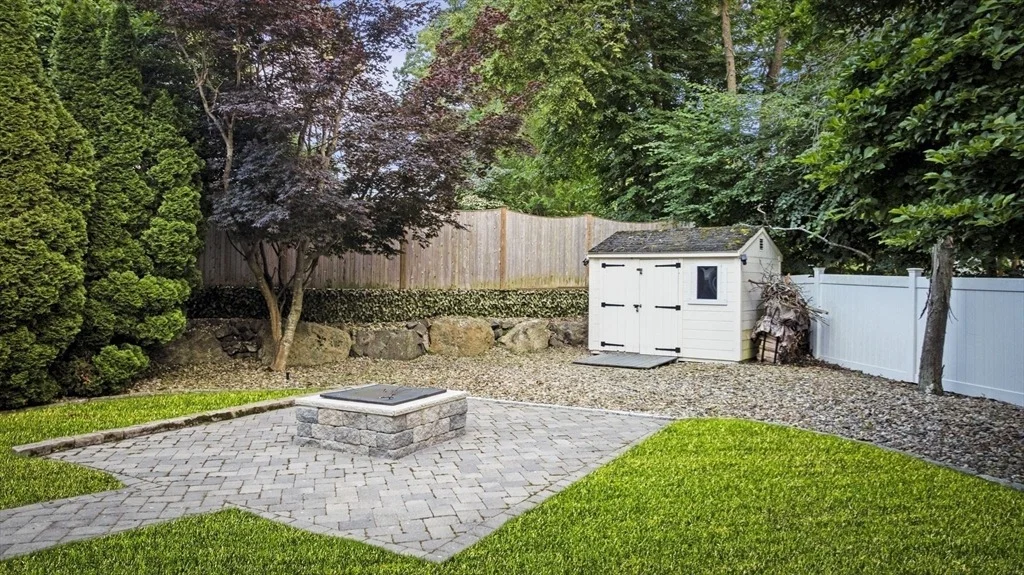 Photo of 1 Westport Ln