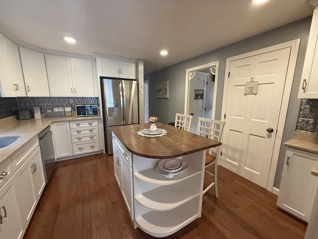 Photo of 106 Hickory Hill Circle