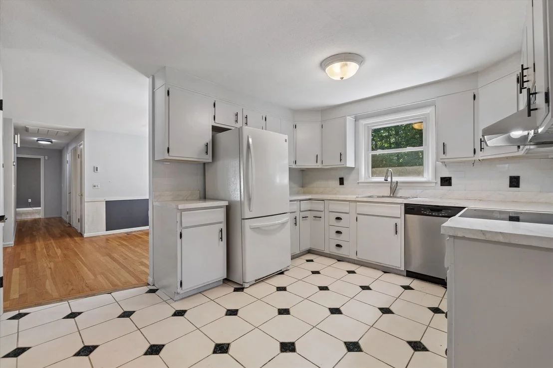 Photo of 36 Barry Rd