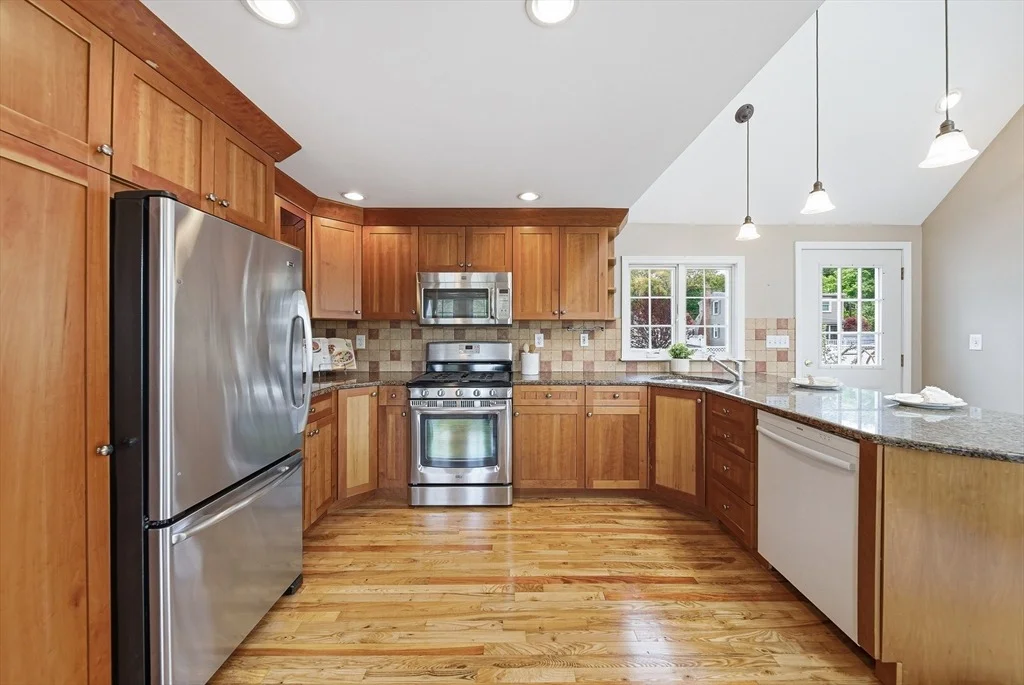 Photo of 28 Myopia Rd