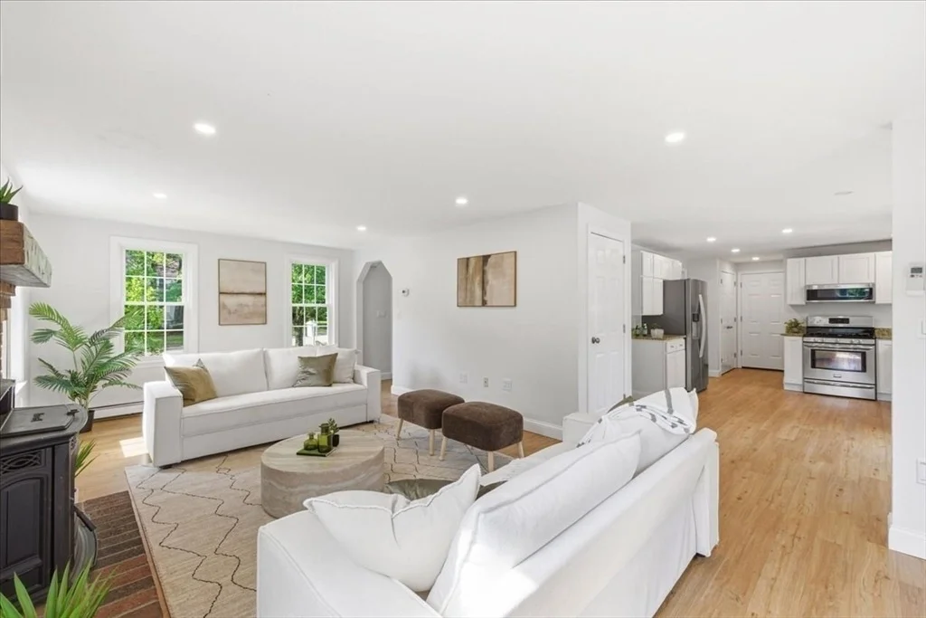 Photo of 8 Eileen Road
