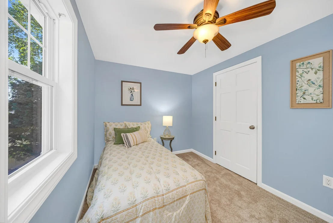 Photo of 2 Hunter Dr