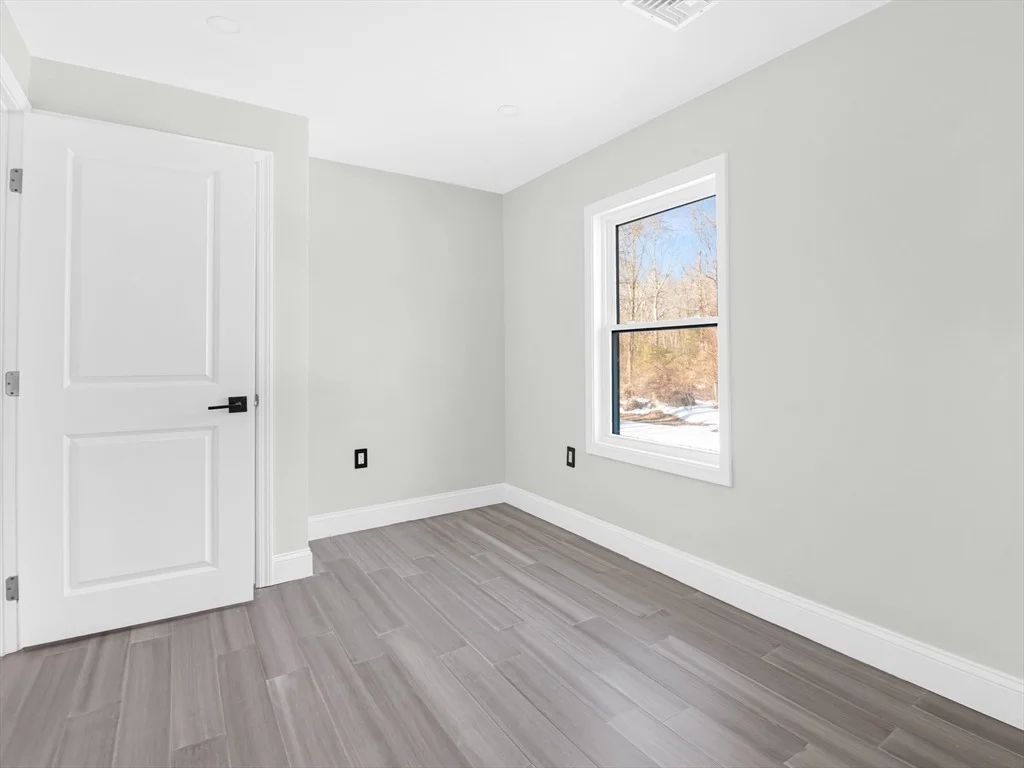 Photo of 41 Flora Rd