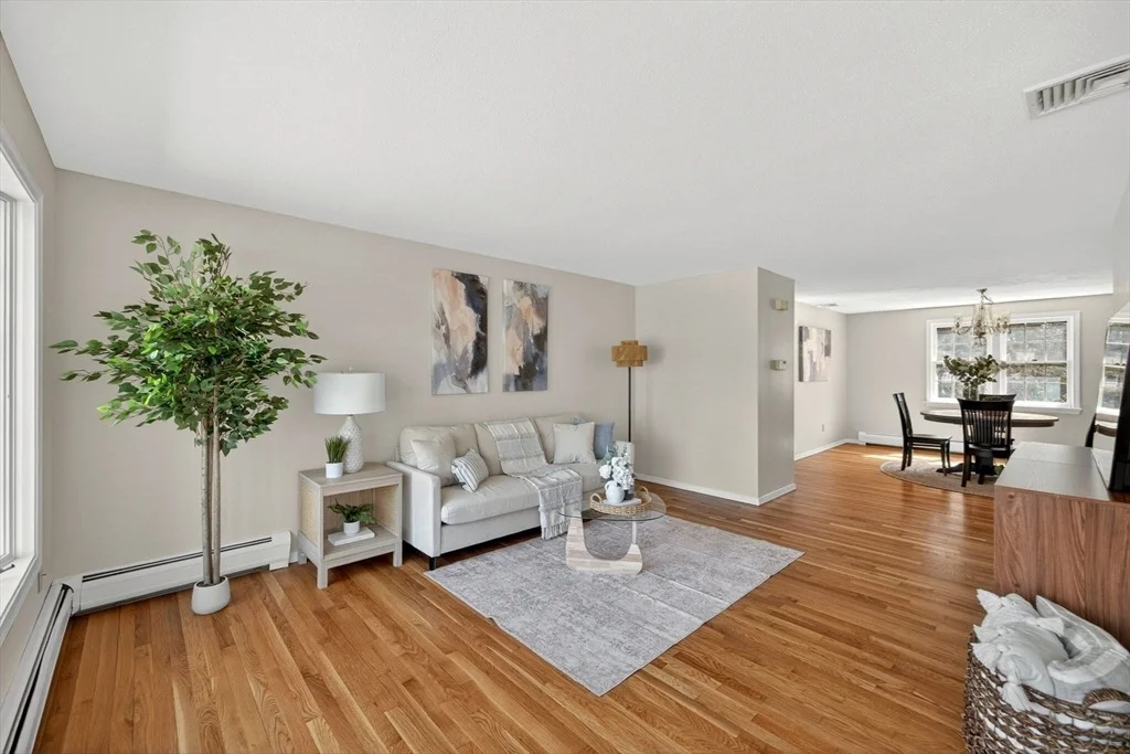 Photo of 493 Prince Hinckley Rd