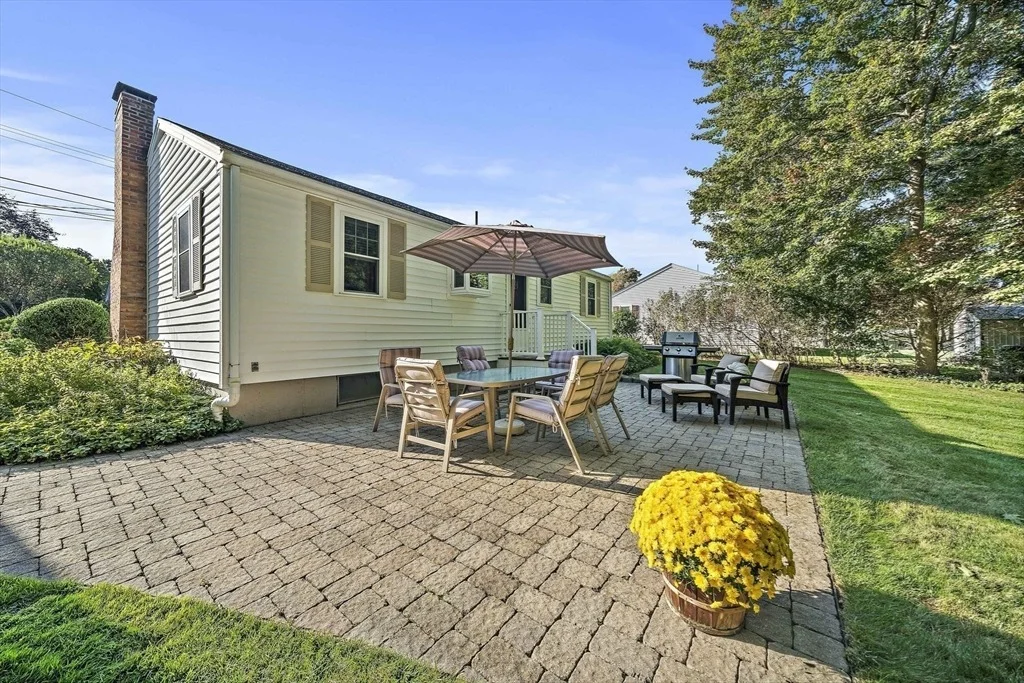 Photo of 12 Dix Rd