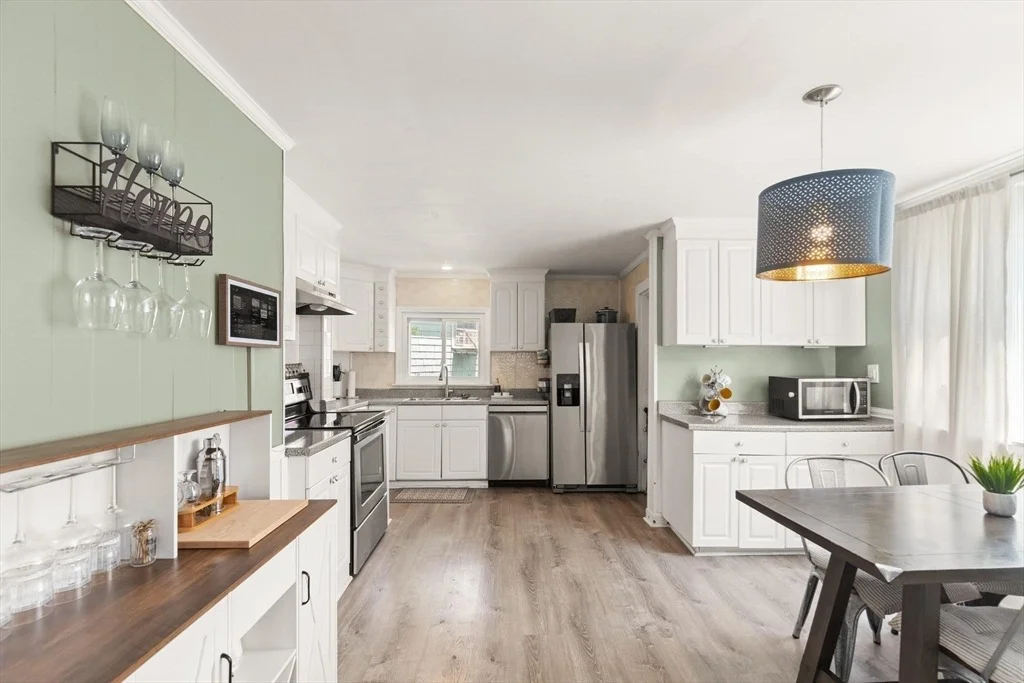 Photo of 67 Beach Ave