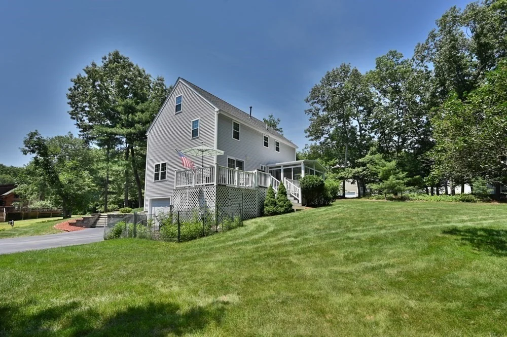 Photo of 2 Palm Ave
