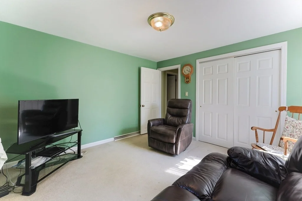 Photo of 50 Benjamin Dr
