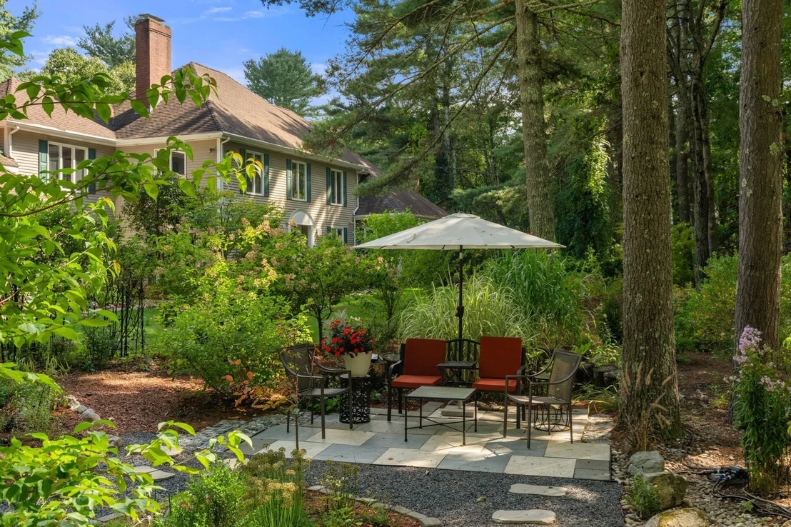 Photo of 40 Grand Hill Dr