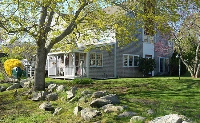 Photo of 660 Main St/.Route 6a