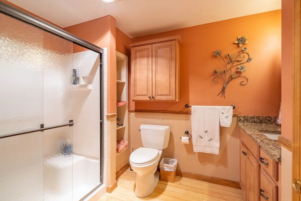Photo of 25 Grandview Dr