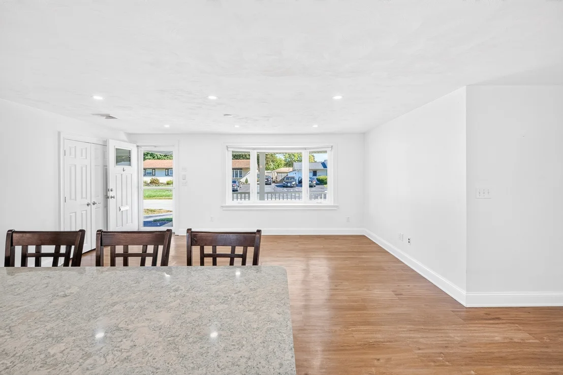 Photo of 15 Roger Rd