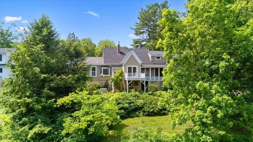 Photo of 16 River Rd