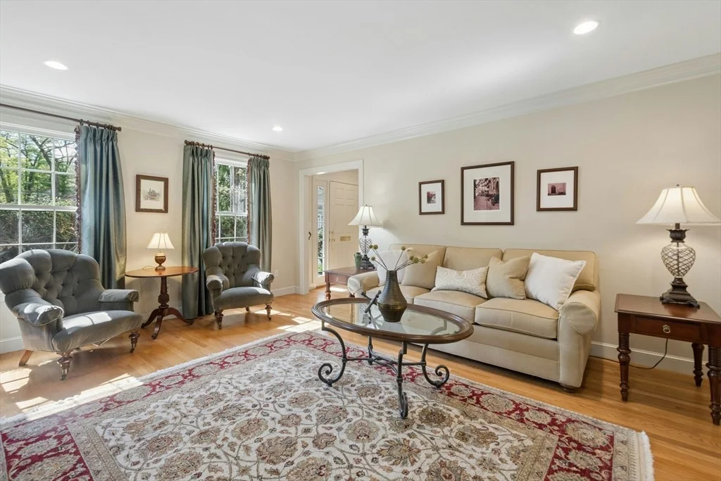 Photo of 1 Munroe Road
