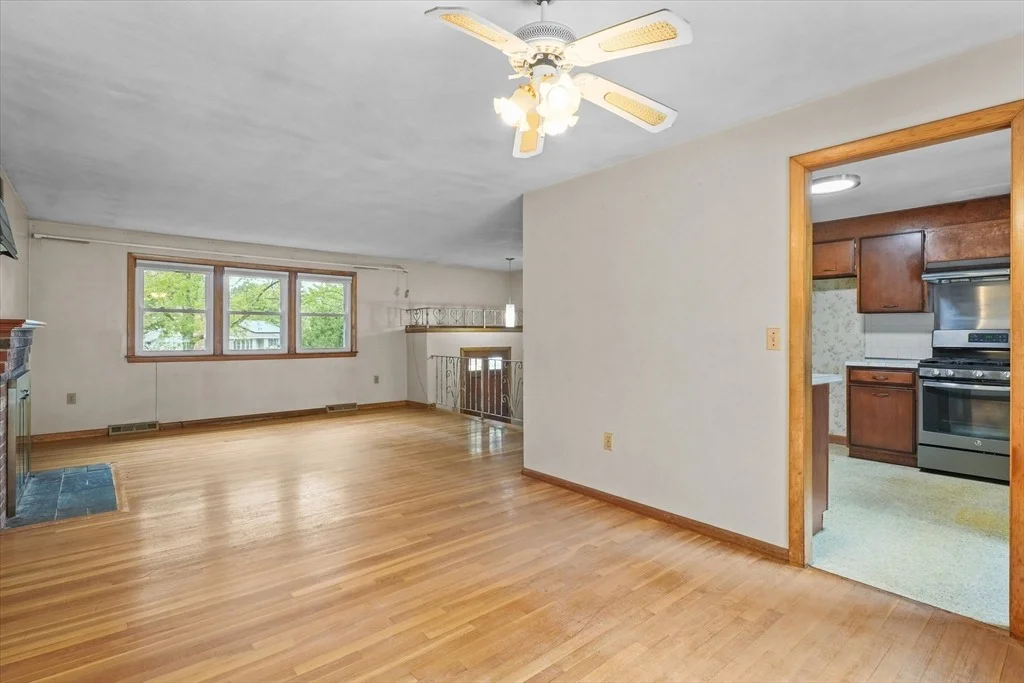 Photo of 5 Hampshire Dr