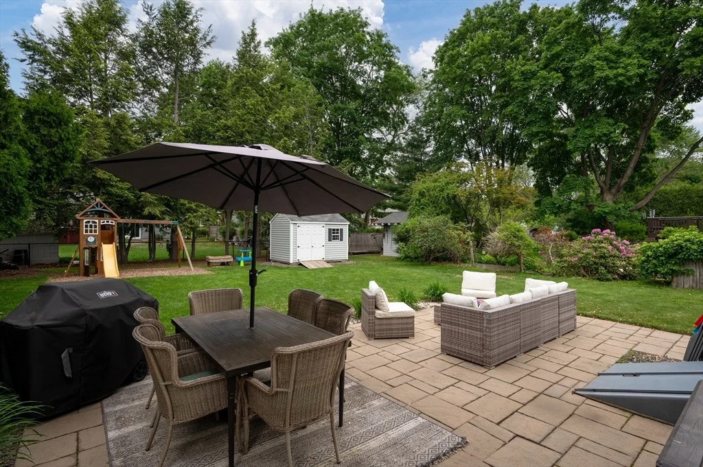Photo of 67 Greenleaf Cir