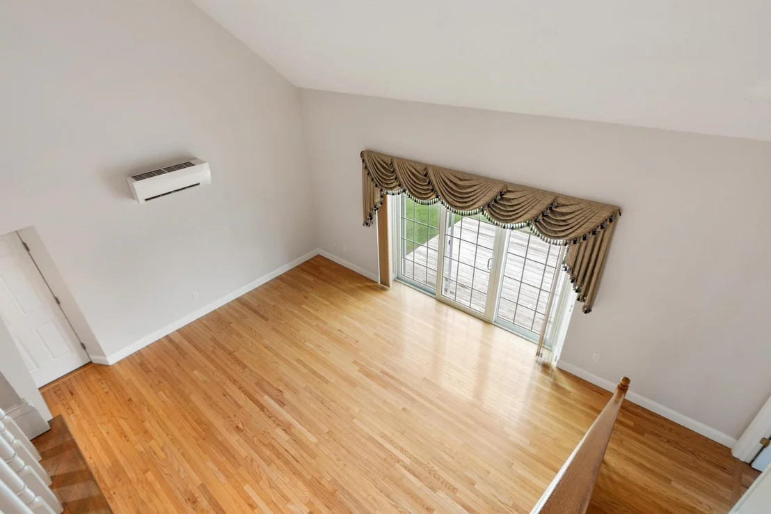 Photo of 2 Adams Cir (Devens)