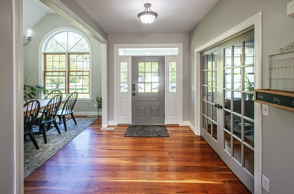 Photo of 133 Cardinal Way