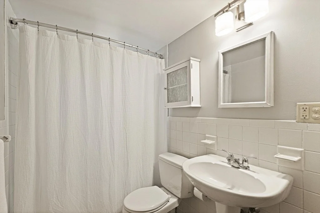 Photo of 8 Meridian Rd