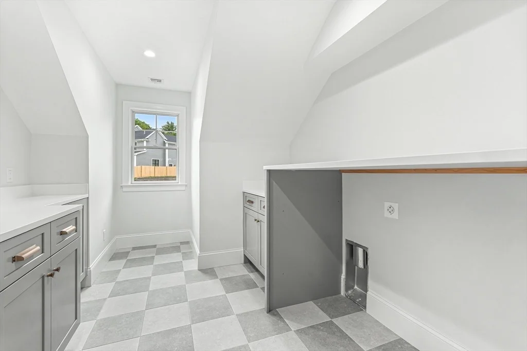 Photo of 129 Lawton Road
