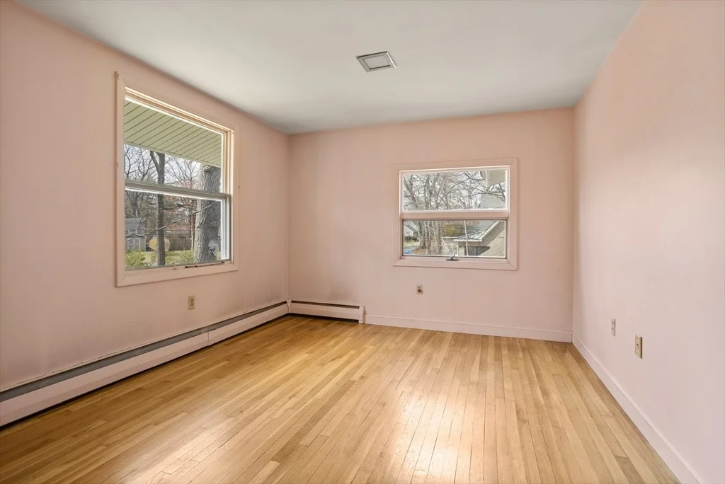 Photo of 88 Lakeview Rd