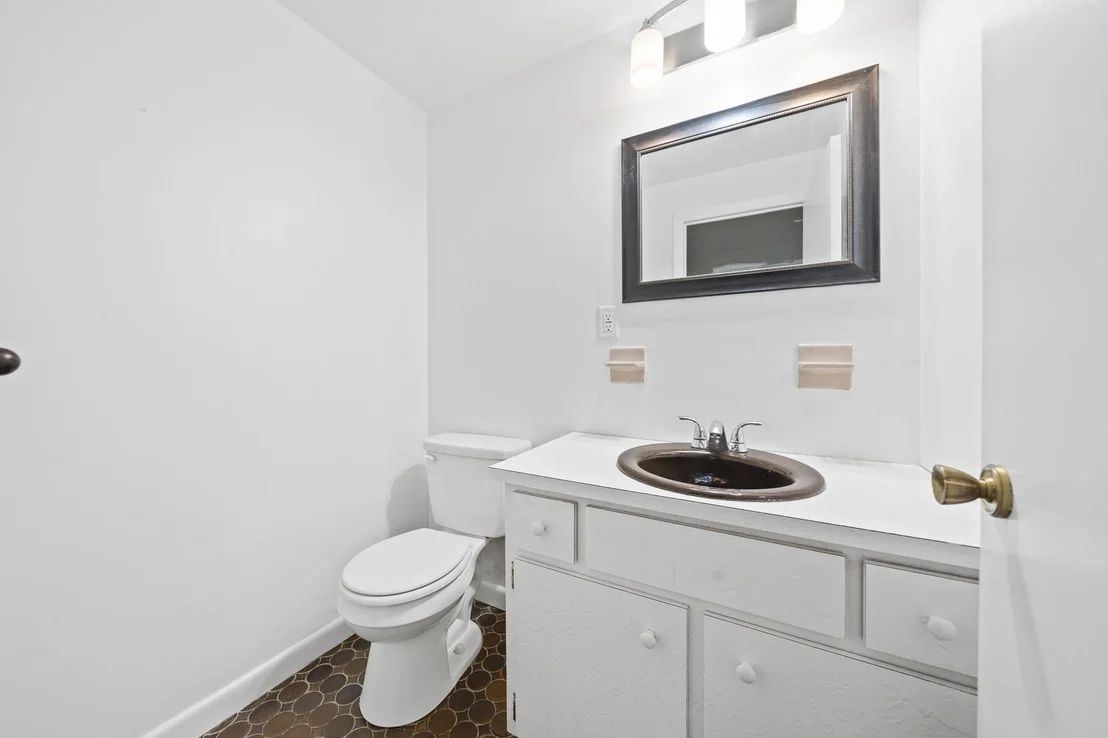 Photo of 26 Cedarcrest Rd