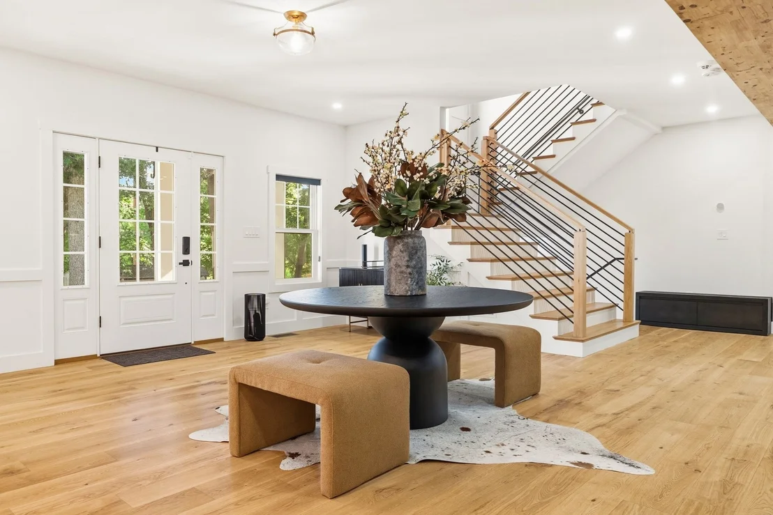 Photo of 25 Meadowbrook Road